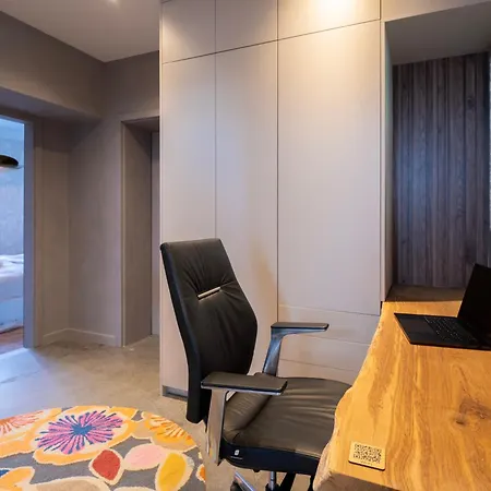 2 Bedrooms & Terrace - Fully Air-conditioned - King Size Beds Sélestat